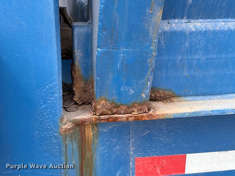 image for item EA7261 2012 Behnke Enterprises fertilizer delivery trailer