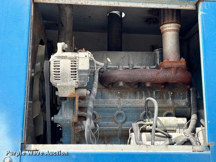 image for item EA7261 2012 Behnke Enterprises fertilizer delivery trailer