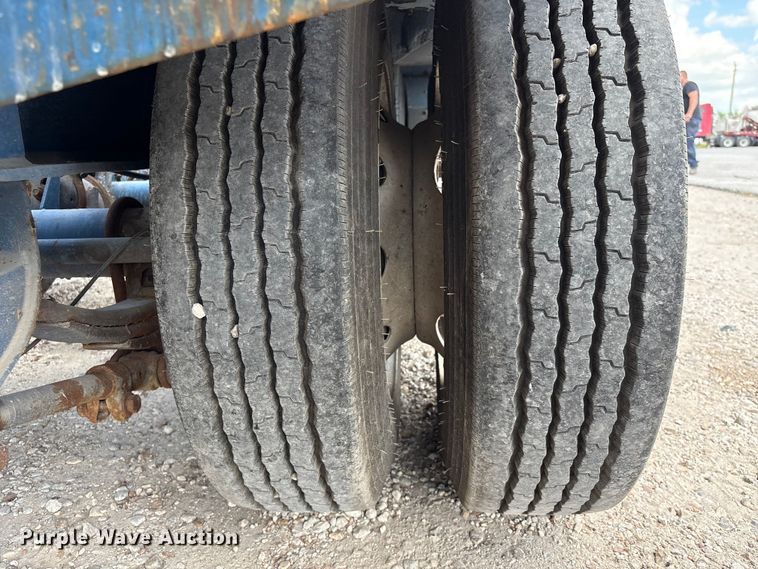 image for item EA7261 2012 Behnke Enterprises fertilizer delivery trailer