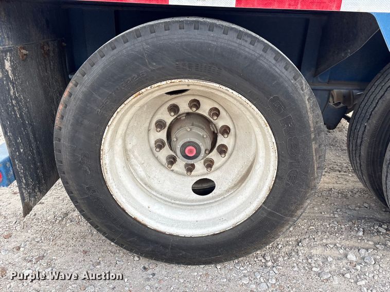 image for item EA7261 2012 Behnke Enterprises fertilizer delivery trailer