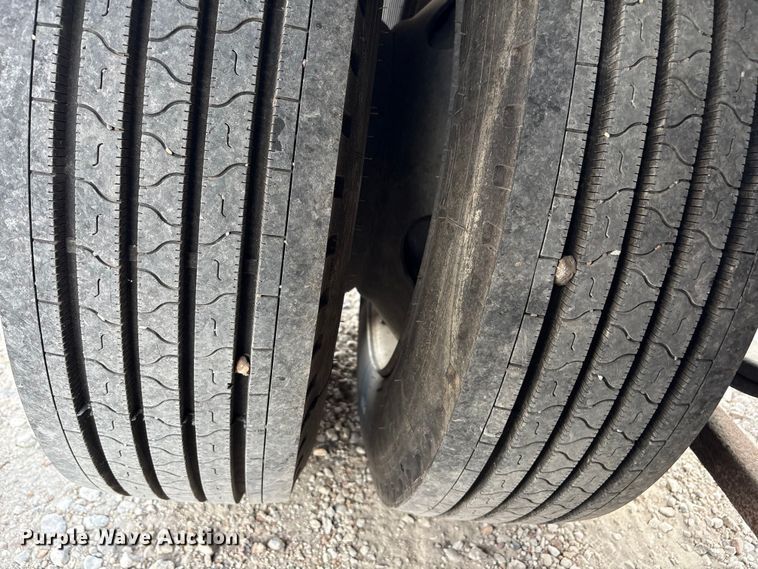 image for item EA7261 2012 Behnke Enterprises fertilizer delivery trailer