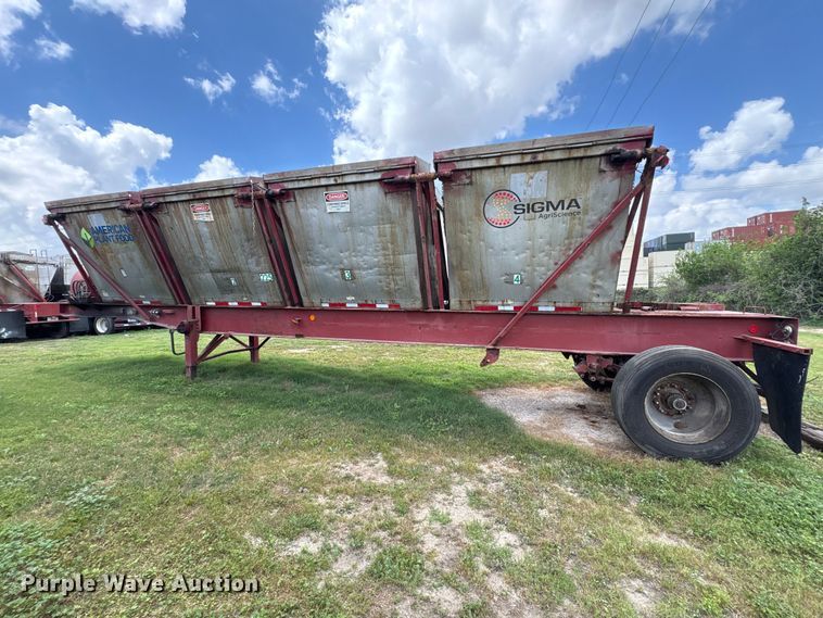 image for item EA7262 1979 Killebrew fertilizer delivery trailer