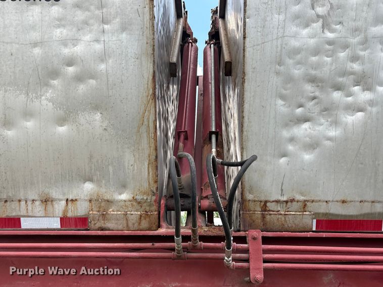 image for item EA7262 1979 Killebrew fertilizer delivery trailer