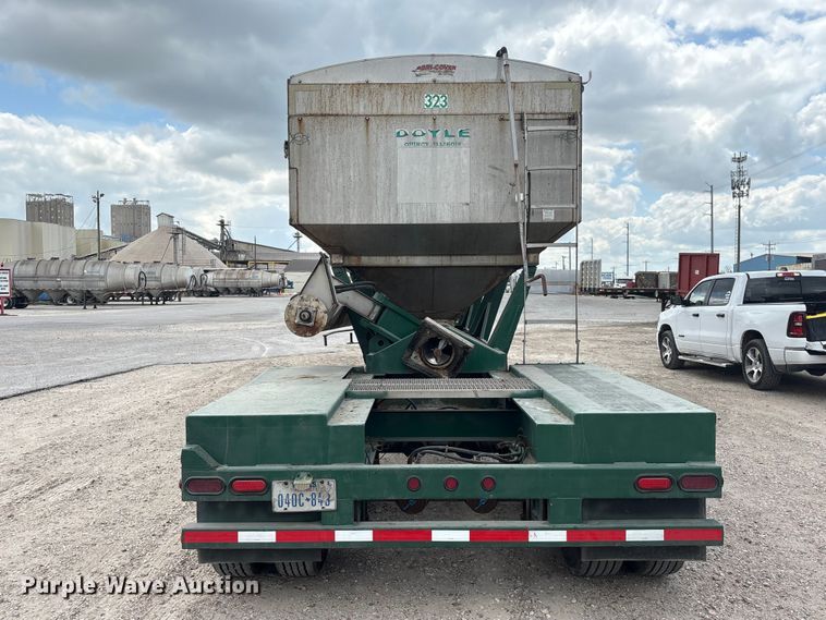 image for item EA7263 2013 Behnke Enterprises fertilizer delivery trailer