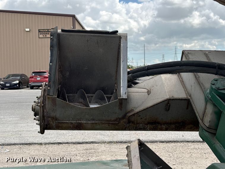 image for item EA7263 2013 Behnke Enterprises fertilizer delivery trailer