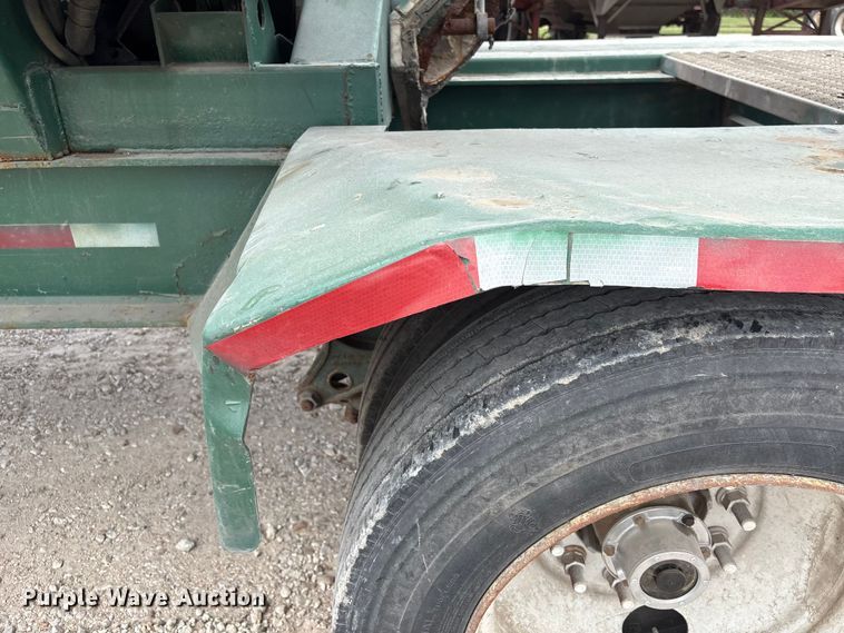 image for item EA7263 2013 Behnke Enterprises fertilizer delivery trailer