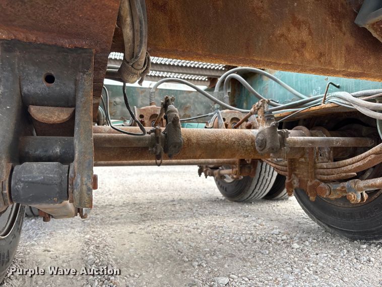 image for item EA7263 2013 Behnke Enterprises fertilizer delivery trailer