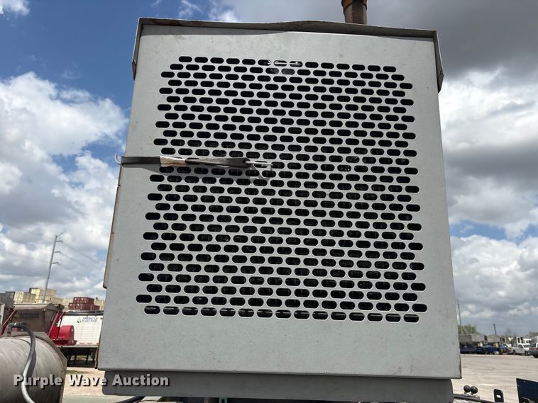 image for item EA7263 2013 Behnke Enterprises fertilizer delivery trailer