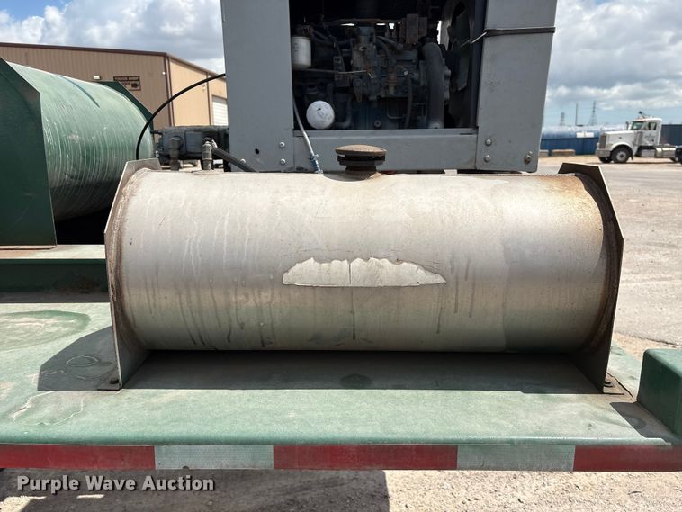 image for item EA7263 2013 Behnke Enterprises fertilizer delivery trailer