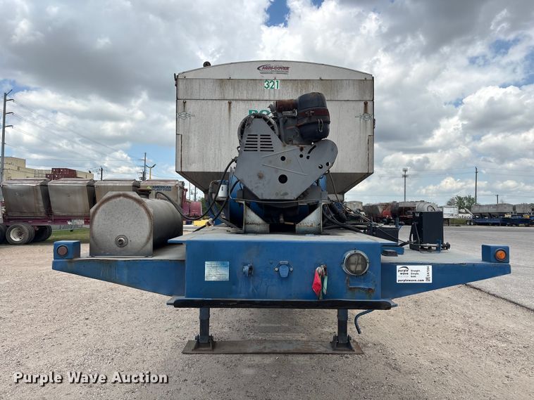 image for item EA7264 2013 Behnke Enterprises fertilizer delivery trailer