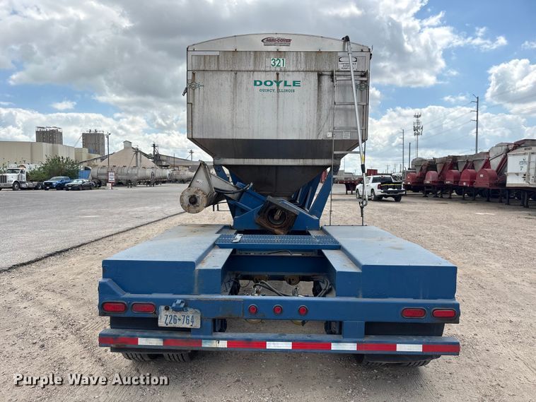 image for item EA7264 2013 Behnke Enterprises fertilizer delivery trailer