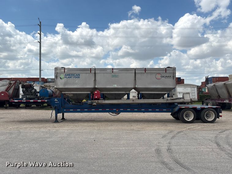 image for item EA7264 2013 Behnke Enterprises fertilizer delivery trailer