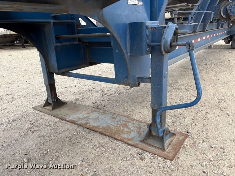 image for item EA7264 2013 Behnke Enterprises fertilizer delivery trailer