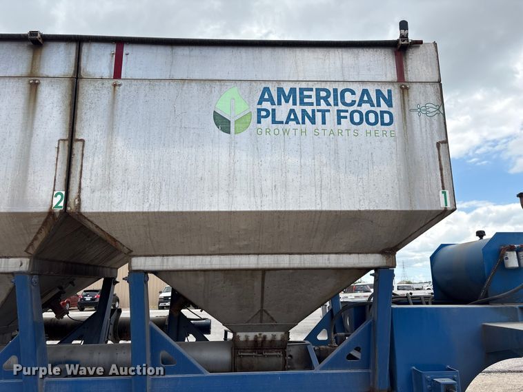 image for item EA7264 2013 Behnke Enterprises fertilizer delivery trailer