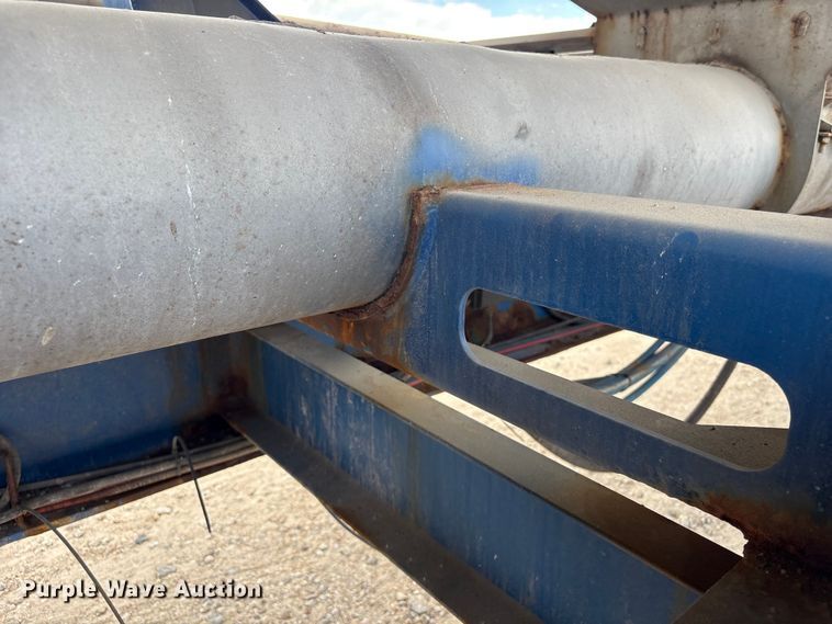 image for item EA7264 2013 Behnke Enterprises fertilizer delivery trailer