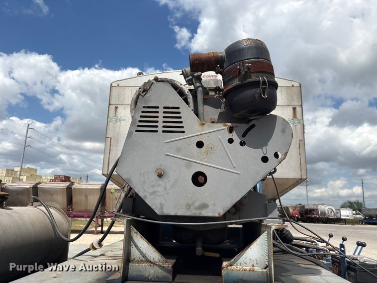 image for item EA7264 2013 Behnke Enterprises fertilizer delivery trailer