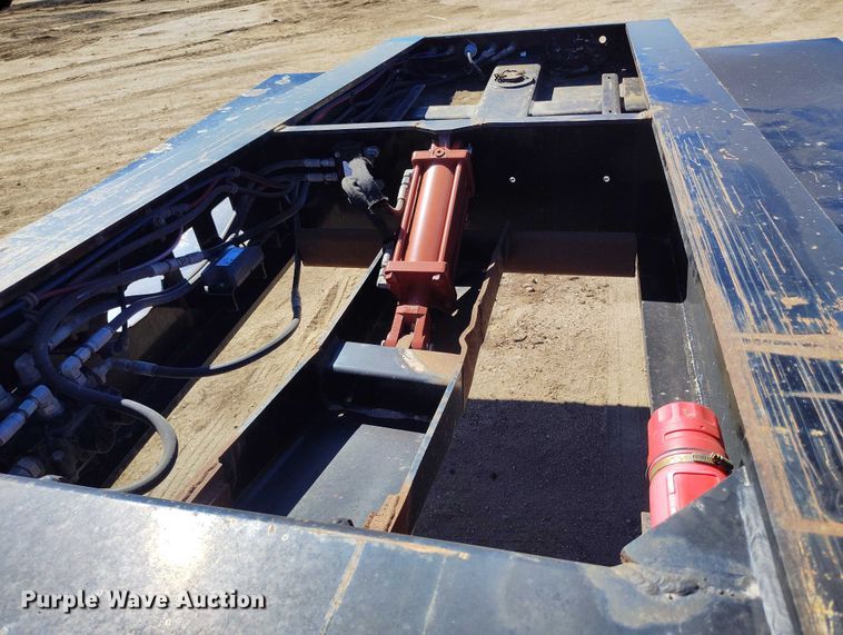 image for item EC8985 2014 Load King 503/604 DDMB lowboy equipment trailer