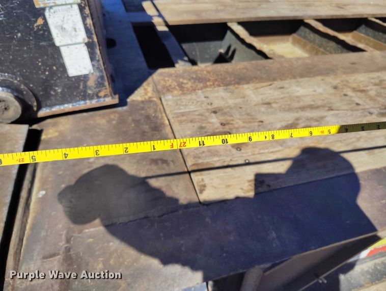 image for item EC8985 2014 Load King 503/604 DDMB lowboy equipment trailer