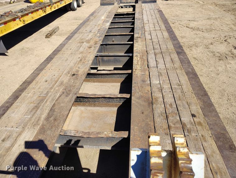 image for item EC8985 2014 Load King 503/604 DDMB lowboy equipment trailer