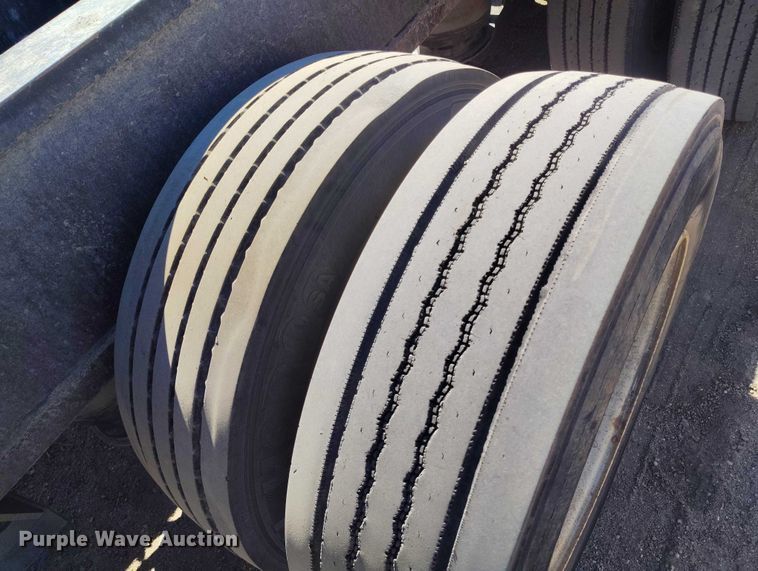 image for item EC8985 2014 Load King 503/604 DDMB lowboy equipment trailer