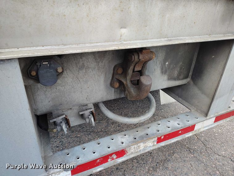 image for item ED0007 2016 Hyundai Translead VR2480202-PRS refrigerated van trailer