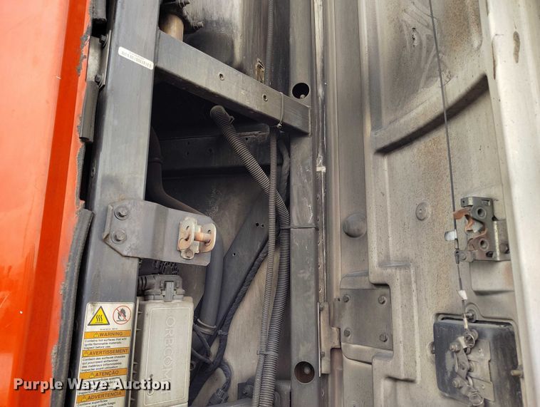 image for item ED0007 2016 Hyundai Translead VR2480202-PRS refrigerated van trailer