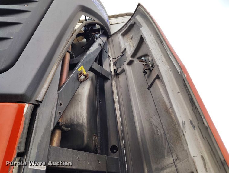 image for item ED0007 2016 Hyundai Translead VR2480202-PRS refrigerated van trailer