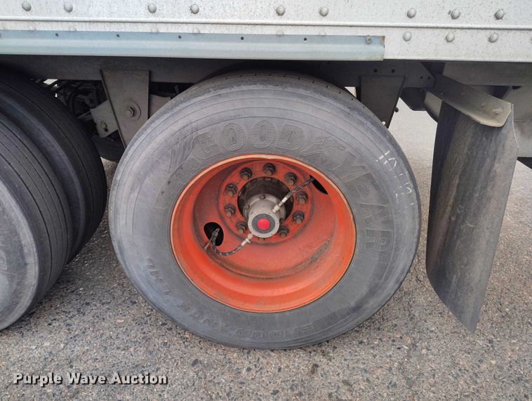 image for item ED0007 2016 Hyundai Translead VR2480202-PRS refrigerated van trailer