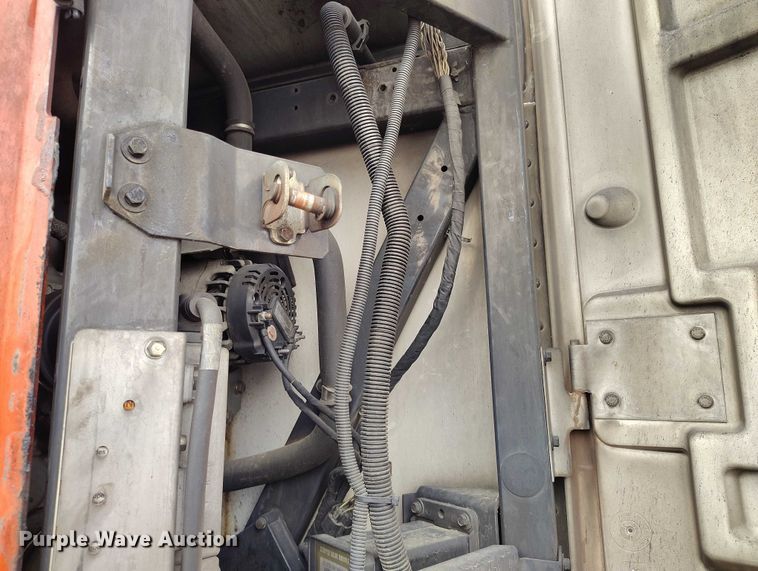 image for item ED0008 2016 Hyundai Translead VR2480202-PRS refrigerated van trailer