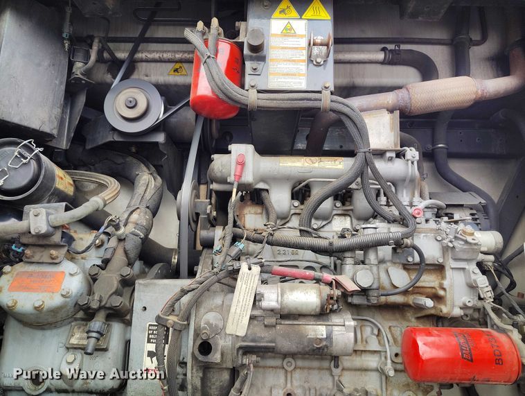 image for item ED0008 2016 Hyundai Translead VR2480202-PRS refrigerated van trailer