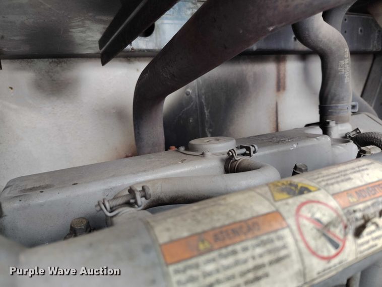 image for item ED0008 2016 Hyundai Translead VR2480202-PRS refrigerated van trailer