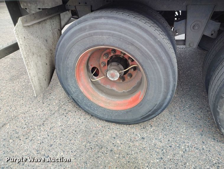 image for item ED0008 2016 Hyundai Translead VR2480202-PRS refrigerated van trailer