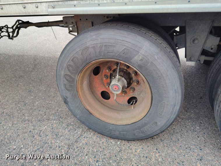 image for item ED0008 2016 Hyundai Translead VR2480202-PRS refrigerated van trailer