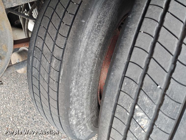 image for item ED0008 2016 Hyundai Translead VR2480202-PRS refrigerated van trailer