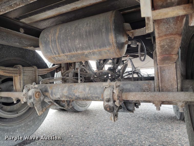 image for item ED0009 2016 Hyundai Translead VR2480202-PRS refrigerated van trailer