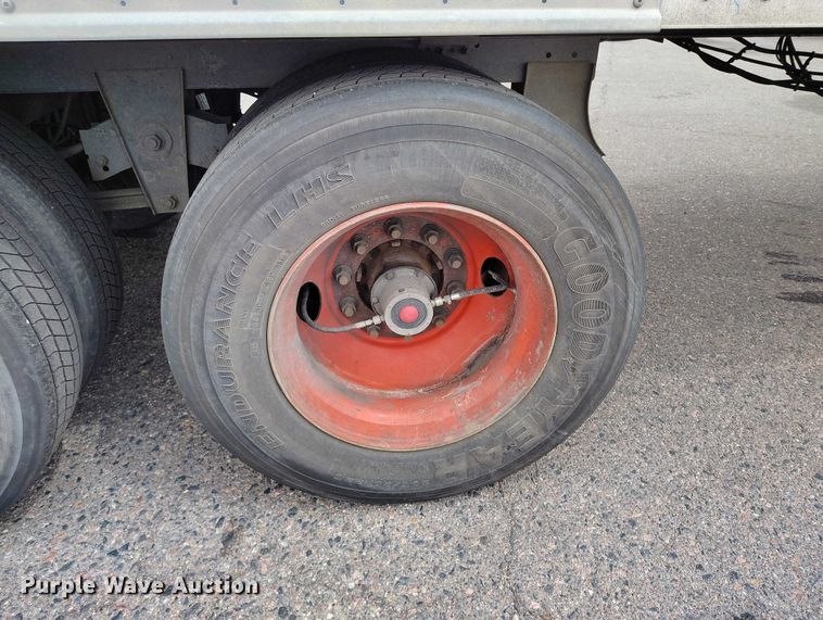 image for item ED0009 2016 Hyundai Translead VR2480202-PRS refrigerated van trailer