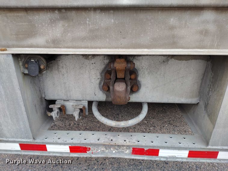 image for item ED0010 2016 Hyundai Translead VR2480202-PRS refrigerated van trailer