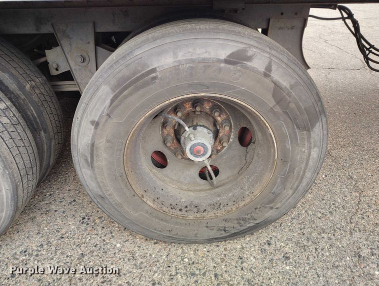 image for item ED0010 2016 Hyundai Translead VR2480202-PRS refrigerated van trailer
