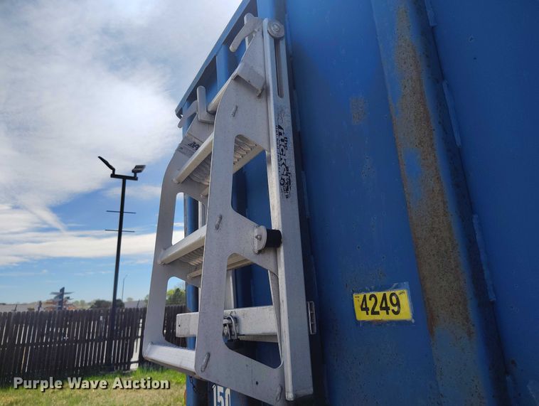 image for item ED0016 1994 Trailmoblie F71T-6UAD flatbed trailer