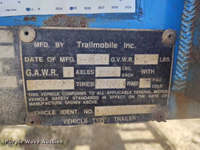 image for item ED0016 1994 Trailmoblie F71T-6UAD flatbed trailer