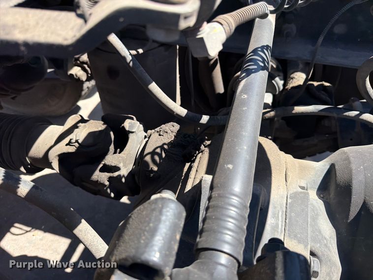 image for item ED5189 2019 International RH613 semi truck