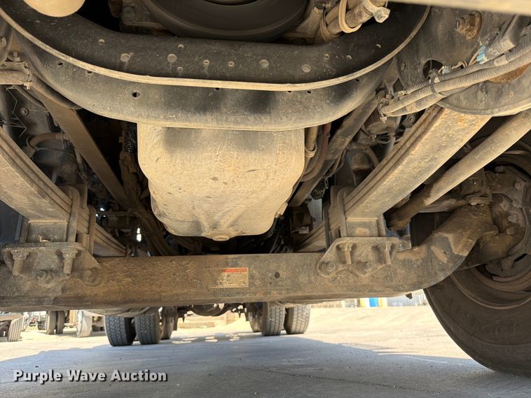 image for item ED5189 2019 International RH613 semi truck