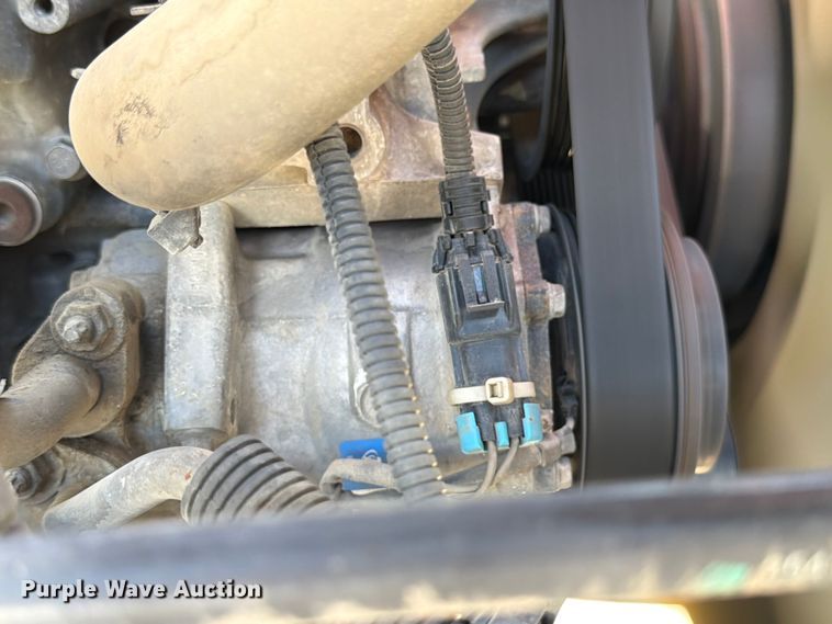 image for item ED5189 2019 International RH613 semi truck