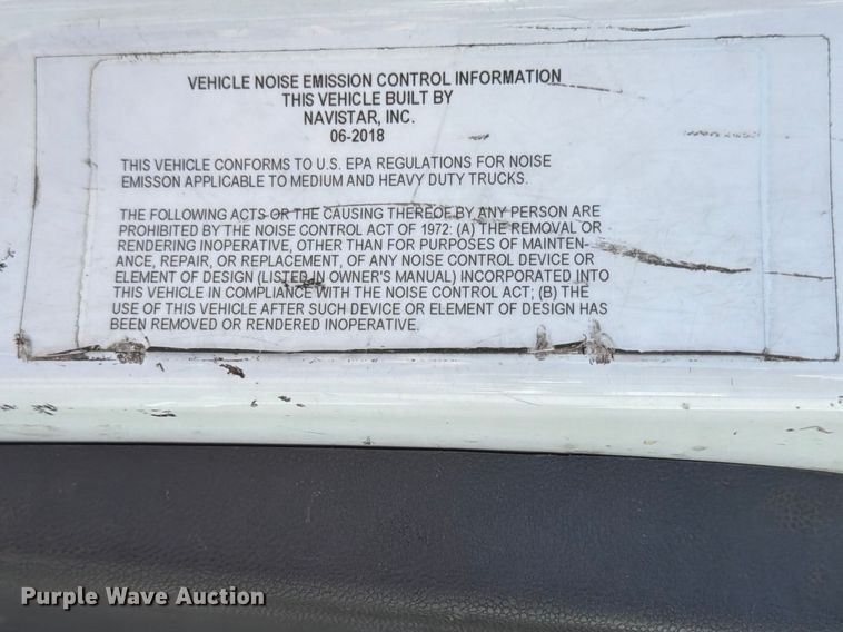 image for item ED5189 2019 International RH613 semi truck