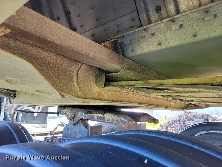 image for item EE0944 2008 Wilson DWBT-650B live bottom trailer