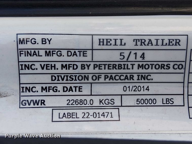 image for item EE5302 2014 Peterbilt 579 truck cab and chassis