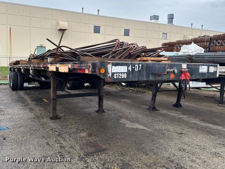 image for item EF2457 1999 Armor ATF240 flatbed trailer