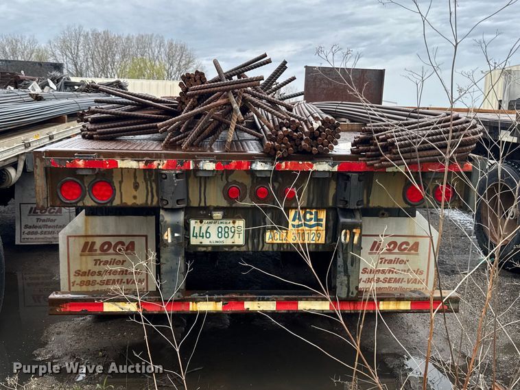 image for item EF2457 1999 Armor ATF240 flatbed trailer