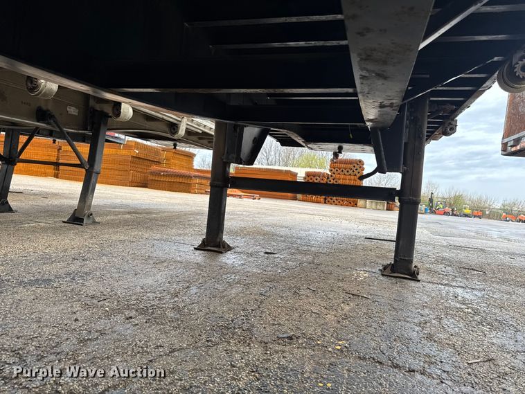 image for item EF2457 1999 Armor ATF240 flatbed trailer
