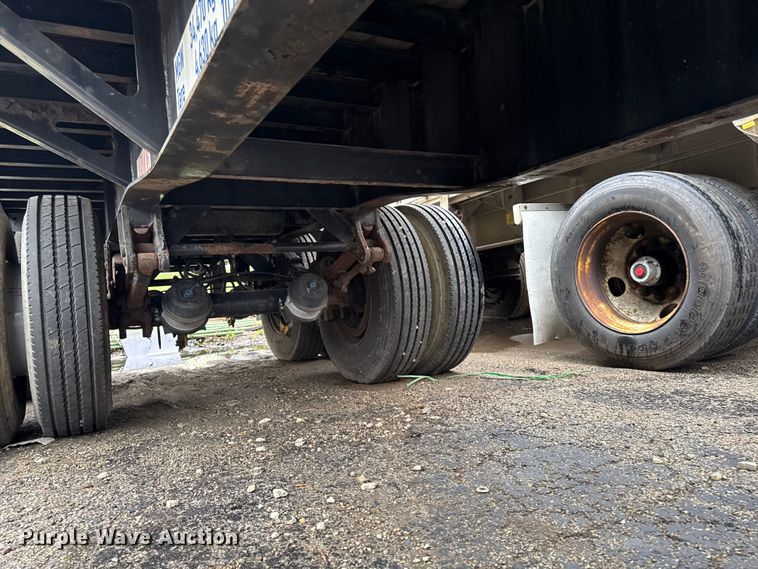 image for item EF2457 1999 Armor ATF240 flatbed trailer